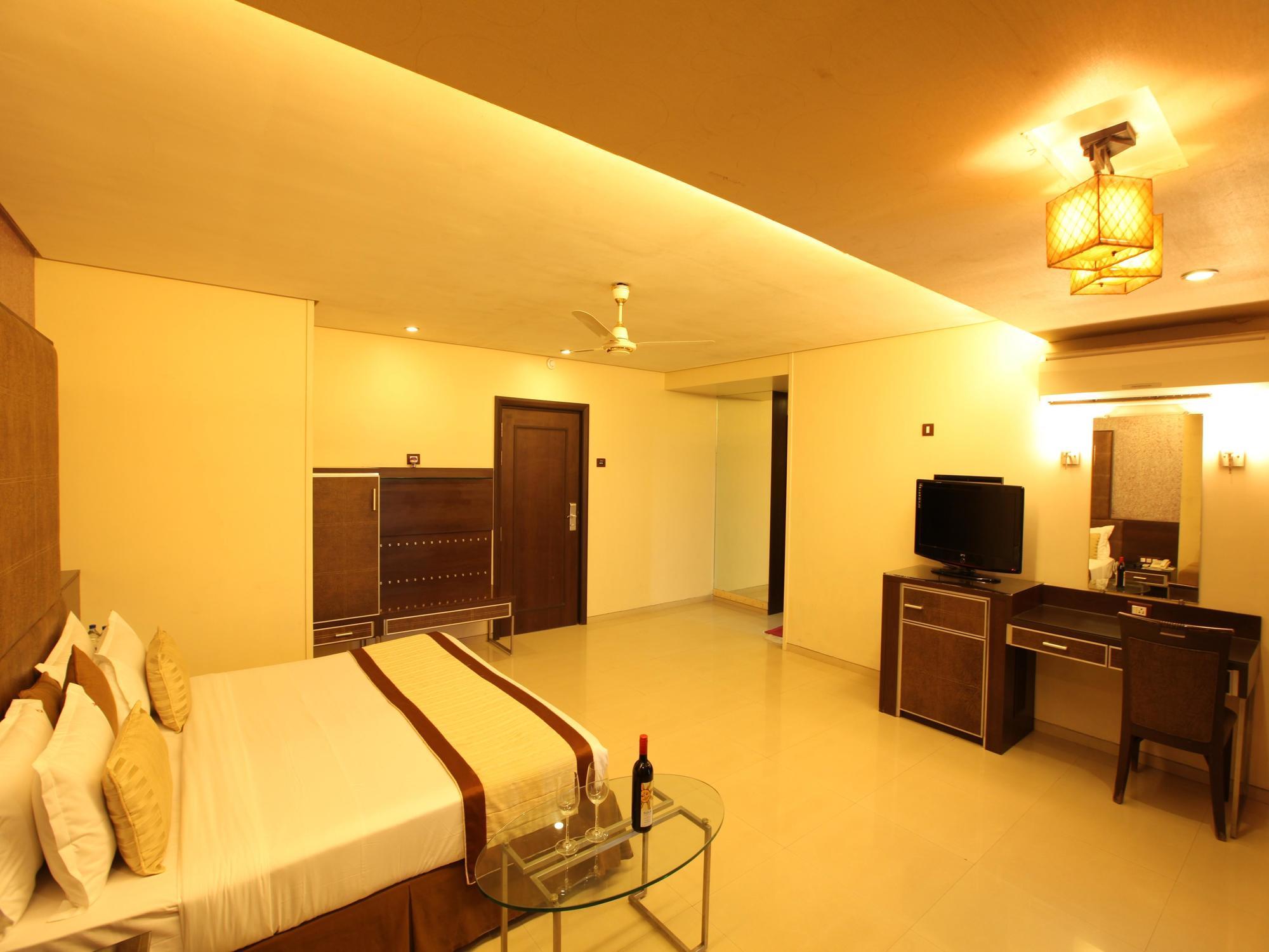 Mirasol Resort Daman Exterior photo