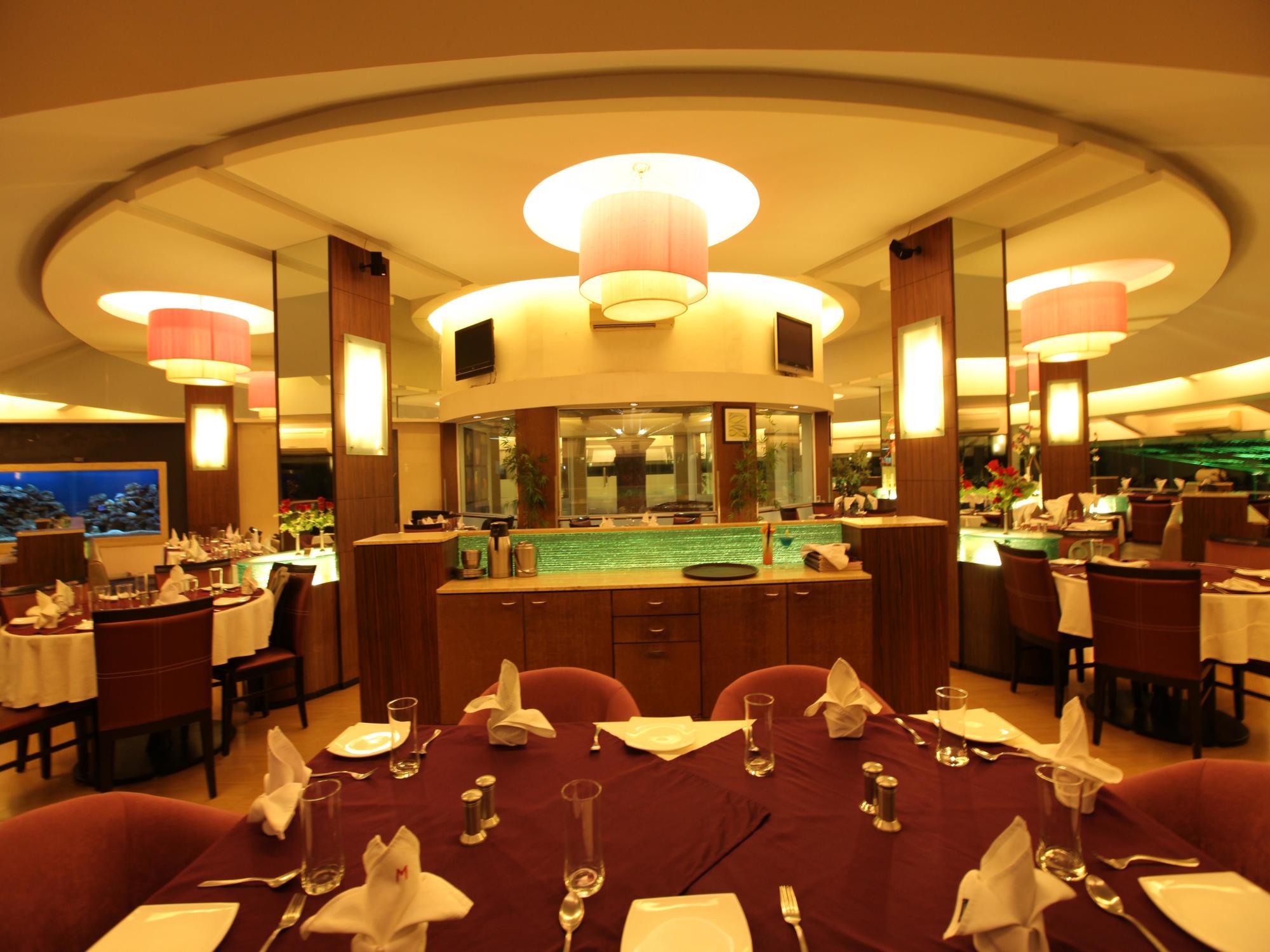 Mirasol Resort Daman Exterior photo